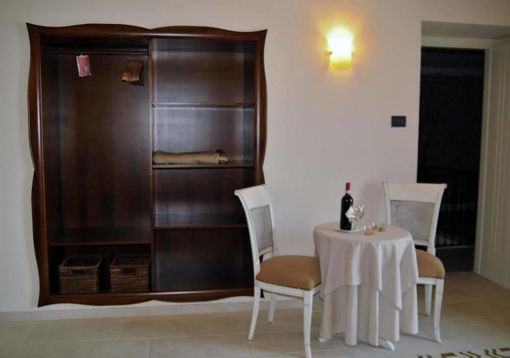 La Rola Hotel Albaretto della Torre Ngoại thất bức ảnh
