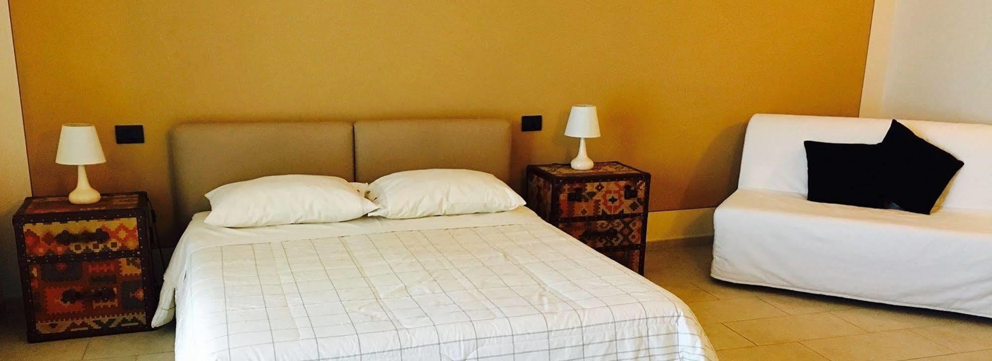 La Rola Hotel Albaretto della Torre Ngoại thất bức ảnh